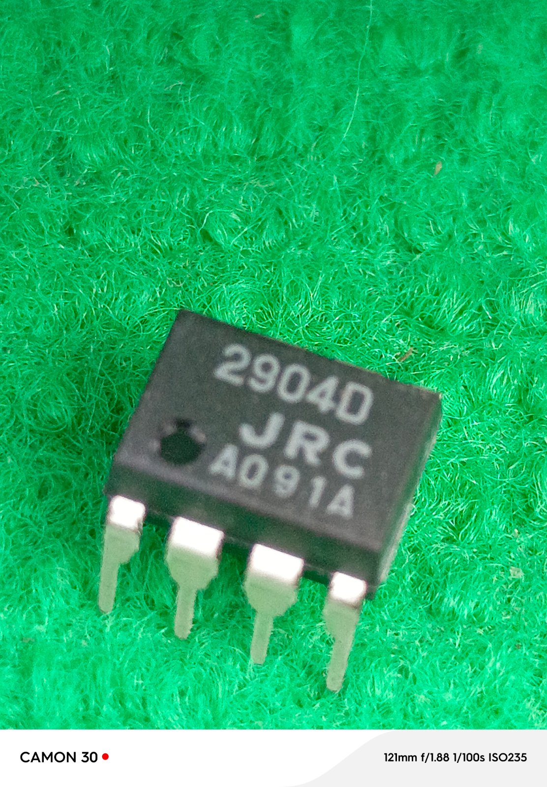 NJM2904D