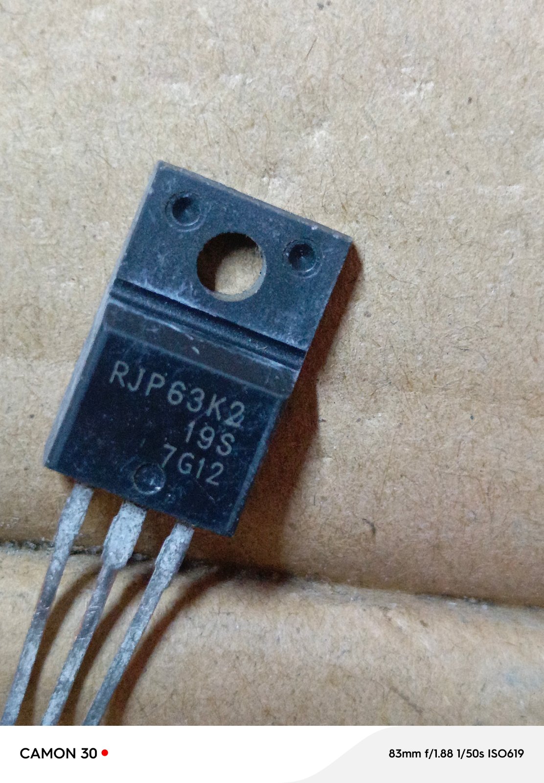RJP63K2 63K2 IGBT 35A 630V TO-220= GT30J127,  30J127, 63F3
